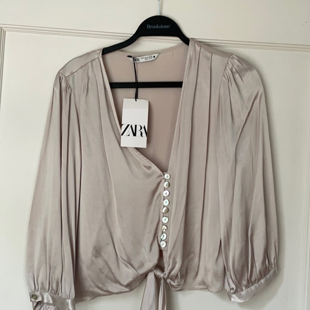 Zara Top Silky feel, pearly buttons, tie at waist, New with tags